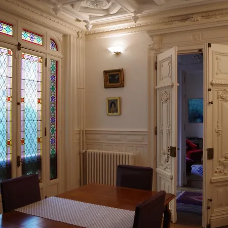 Apartament Particulier 90 Portail Alban